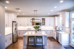 White-marble-kitchen-island-2